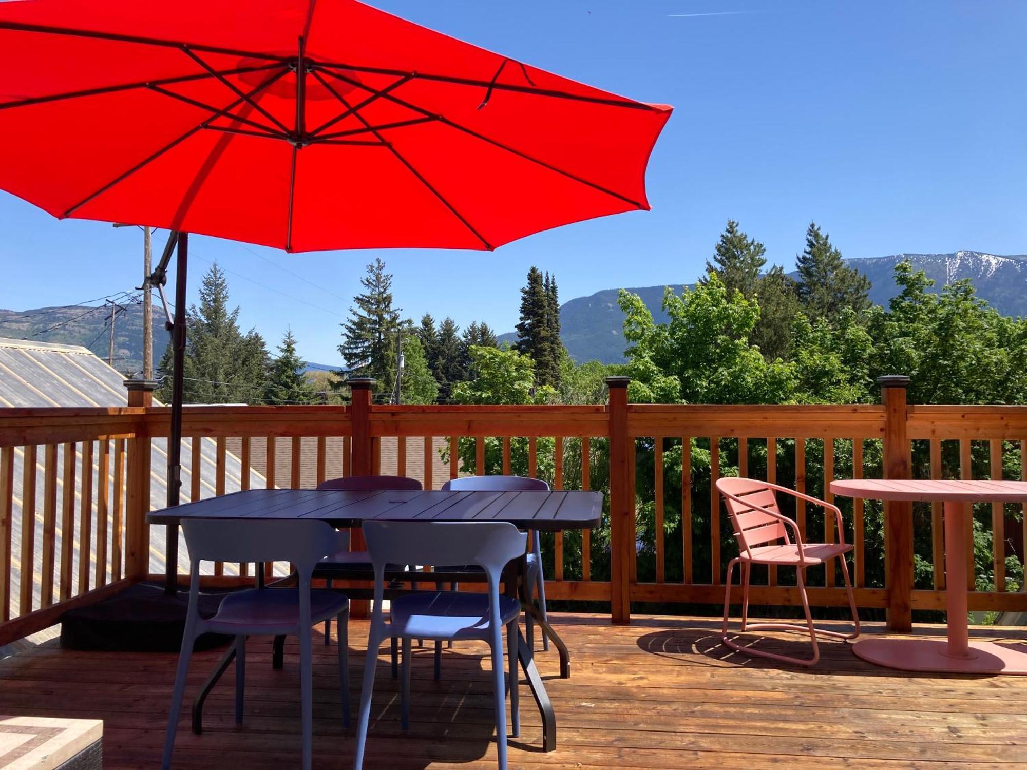 Victorian Guest Getaway-20Mins To Glacier National Park-10Mins To Airport! 컬럼비아 폴스 외부 사진