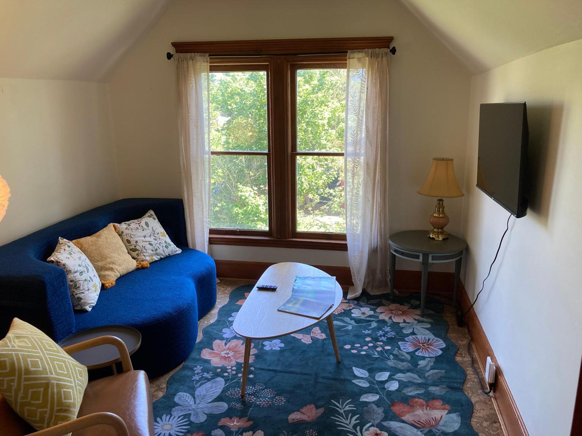 Victorian Guest Getaway-20Mins To Glacier National Park-10Mins To Airport! 컬럼비아 폴스 외부 사진